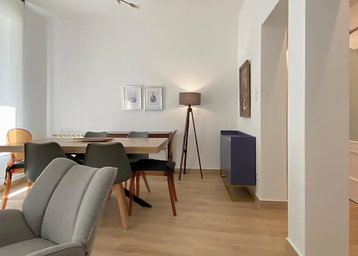 New Quevedo By Aroom Vut-le 1137 * León